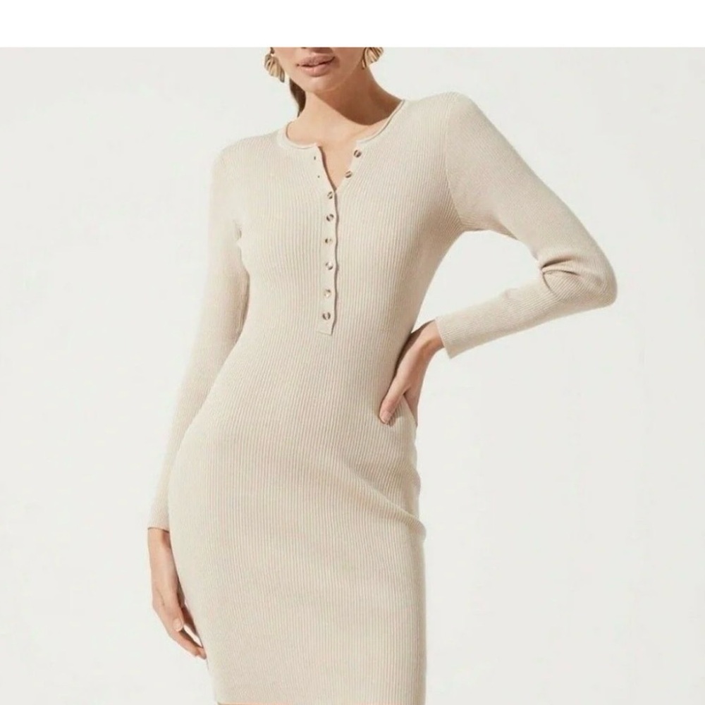 NWT Astr the label sweater dress